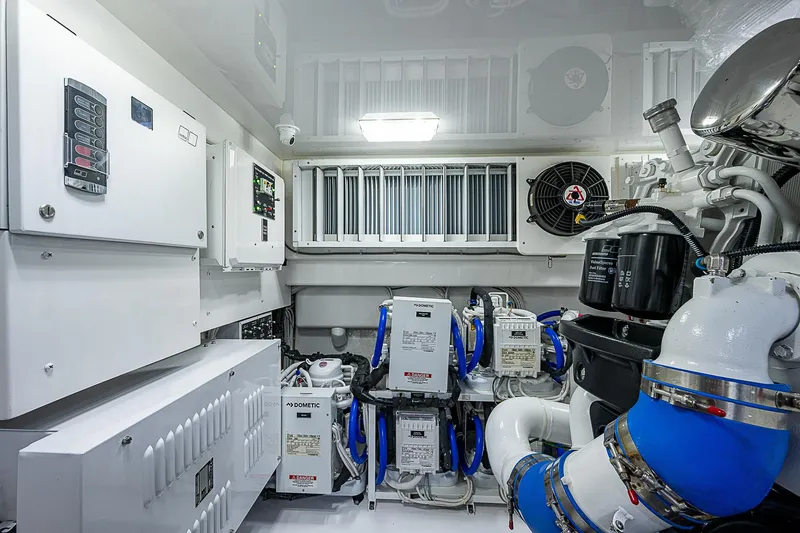 Slide: The Image of Viking 68 Convertible 2020 - 60