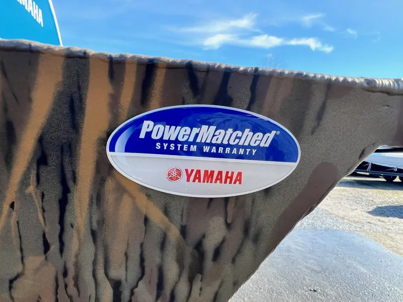 Slide: The Image of Close-up of 2024 G3 Sportsman 1710 VYL boat with Yamaha PowerMatched System Warranty badge. - 21