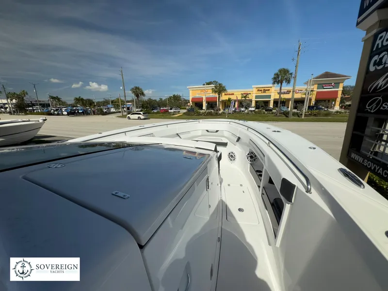 Slide: The Image of 2024 Blackfin 400 boat on display at Sovereign Yachts dealership. - 20