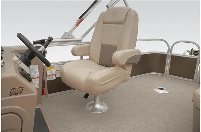 Slide: The Image of Sun Tracker SUNTRACKER SPORT FISH 20 DLX W/90 HP 2024 - 8