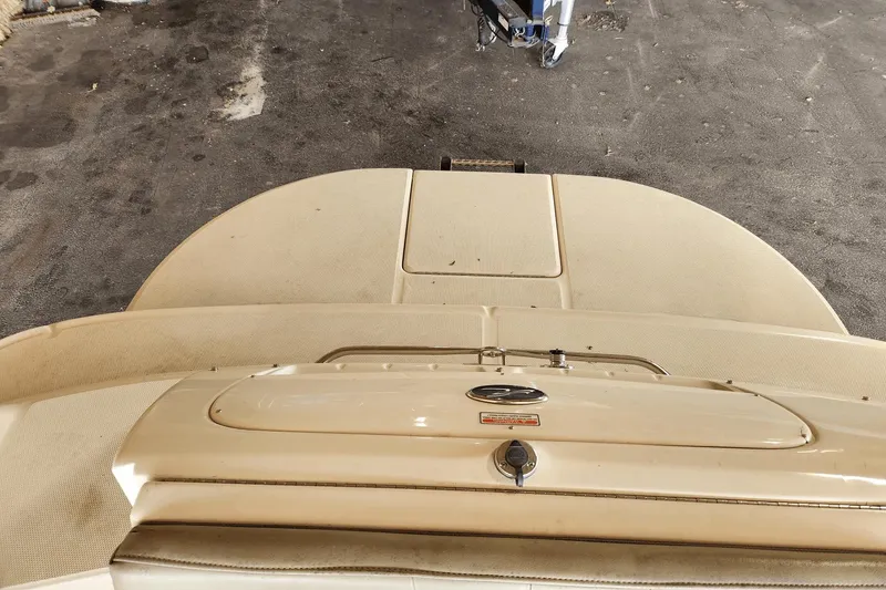 Slide: The Image of Sea Ray 240 Sundeck 2005 - 11