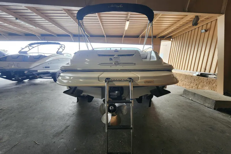 Slide: The Image of Sea Ray 240 Sundeck 2005 - 2