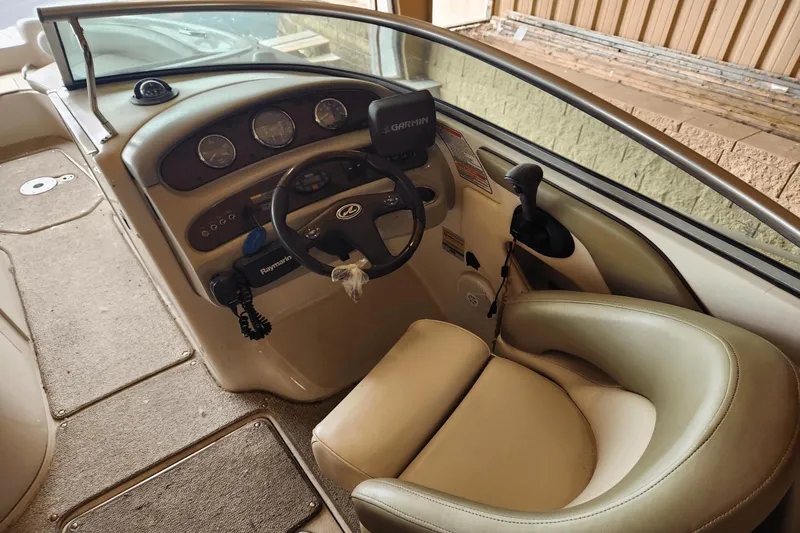 Slide: The Image of Sea Ray 240 Sundeck 2005 - 6