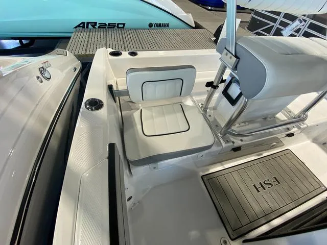 Slide: The Image of Yamaha 190 FSH Sport 2024 - 13