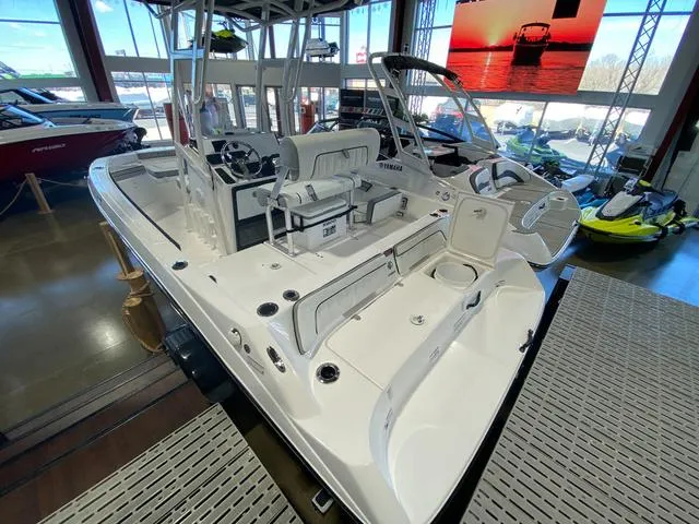 Slide: The Image of Yamaha 190 FSH Sport 2024 - 3