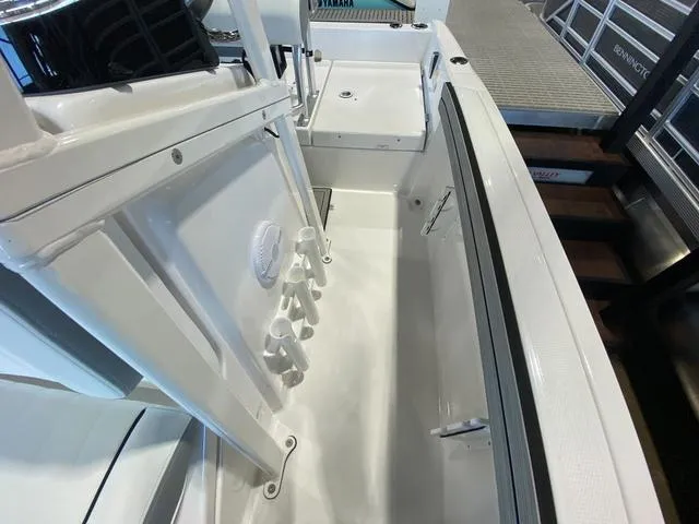 Slide: The Image of Yamaha 190 FSH Sport 2024 - 11