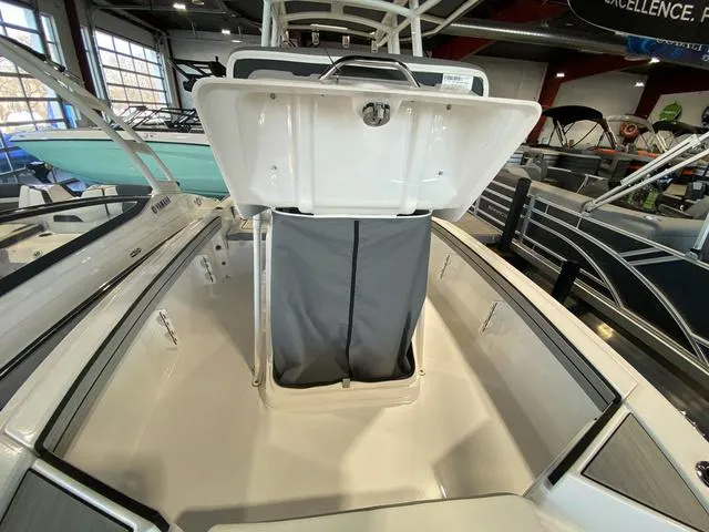 Slide: The Image of Yamaha 190 FSH Sport 2024 - 15