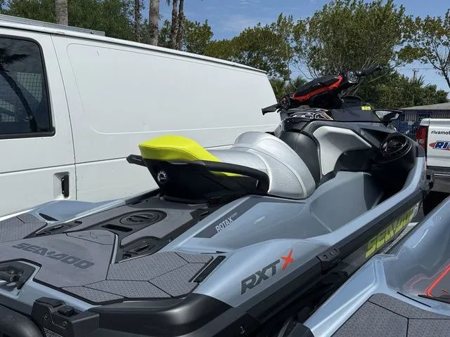 Slide: The Image of Sea-Doo RXT 2024 - 5