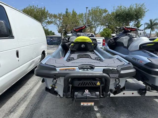 Slide: The Image of Sea-Doo RXT 2024 - 6