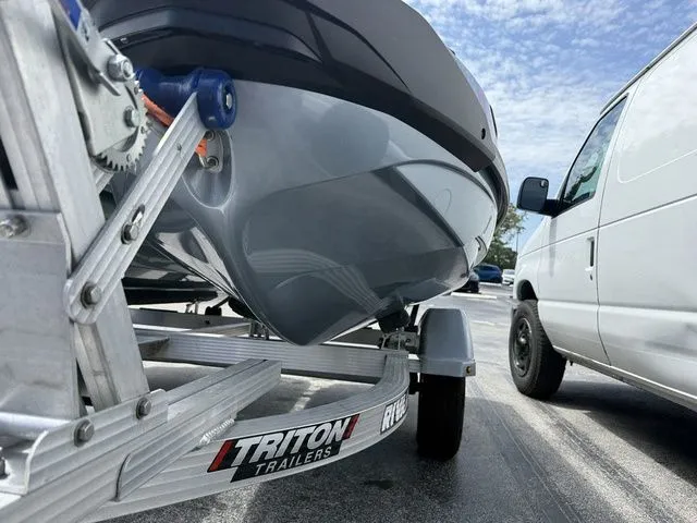 Slide: The Image of Sea-Doo RXT 2024 - 8