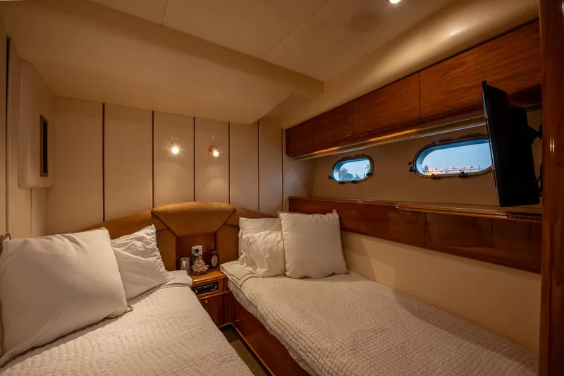 Slide: The Image of Viking 72 SportCruiser 2002 - 62