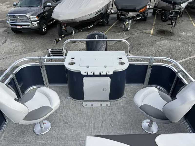 Slide: The Image of 2024 Avalon 2385 25 LSZ Fish RF pontoon boat with fishing seats and console. - 5