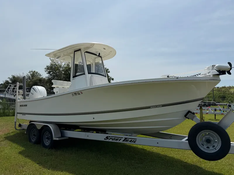 The Image of Regulator Marine 24XO 2021 - 0