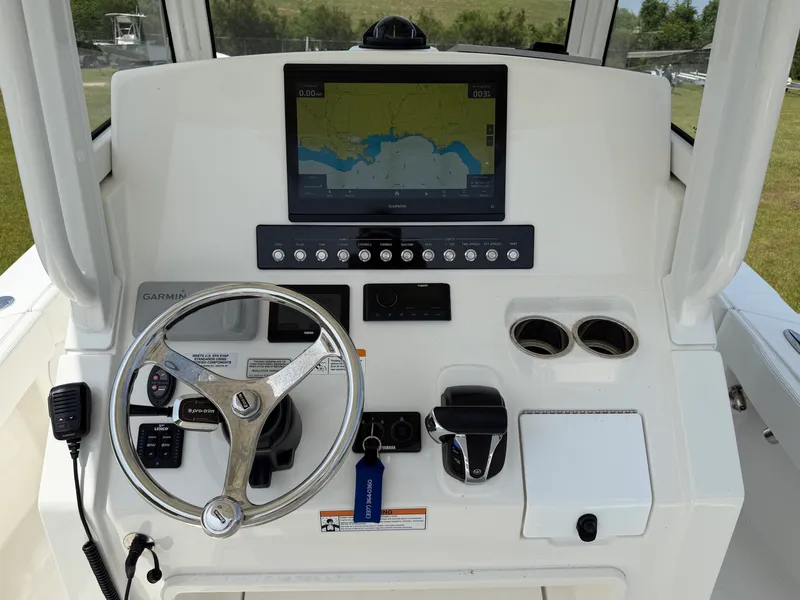Slide: The Image of Regulator Marine 24XO 2021 - 13