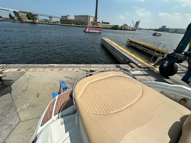 Slide: The Image of Crownline Boats 325 SCR 2015 - 20