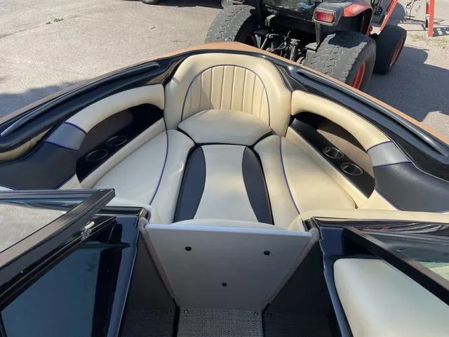 Slide: The Image of Sanger V215 S 2023 - 9