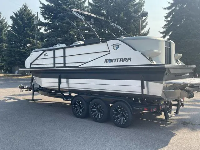 Slide: The Image of Montara 23' SURF BOSS 2.0 CW 2022 - 3