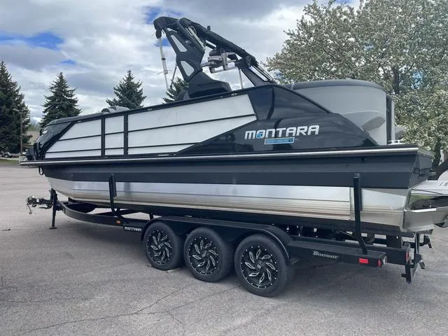 Slide: The Image of Montara BASE SURF BOSS 25' 2024 - 5