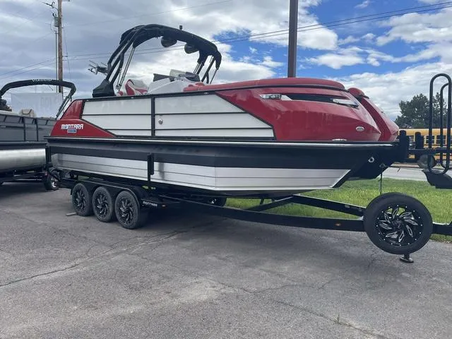 Slide: The Image of Montara BASE SURF BOSS 25' 2024 - 3