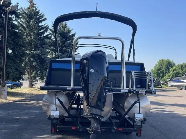 Slide: The Image of 2022 Viaggio D23U pontoon boat with outboard motor, rear view. - 7