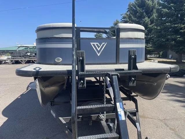 Slide: The Image of 2023 Viaggio DM20C pontoon boat on trailer, front view. - 8