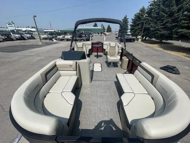 Slide: The Image of 2023 Viaggio l20u pontoon boat with spacious seating and modern design. - 9