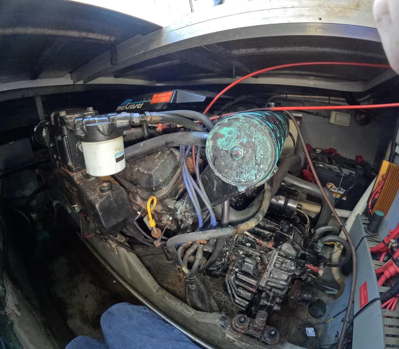 Slide: The Image of Sea Ray Sundancer 370 1995 - 58