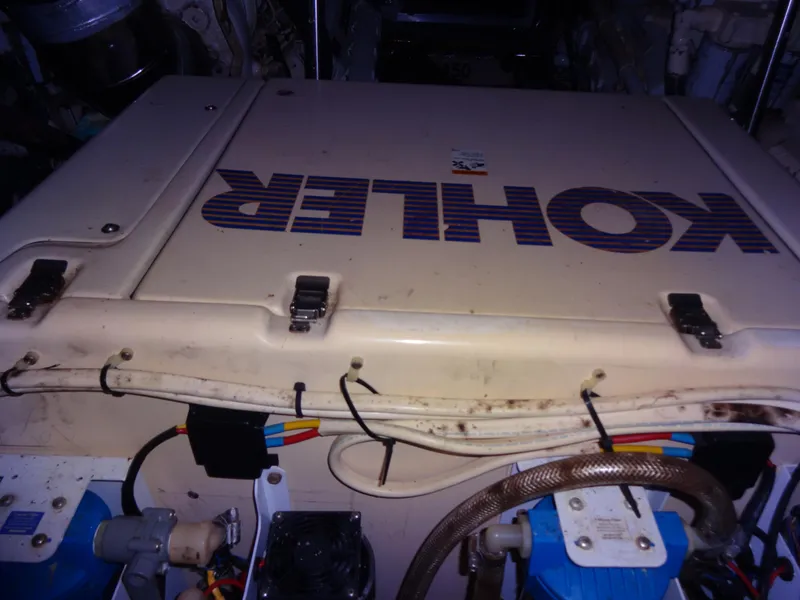 Slide: The Image of Hi-Star AFT CABIN SUNDECK MOTOR YACHT 1989 - 50