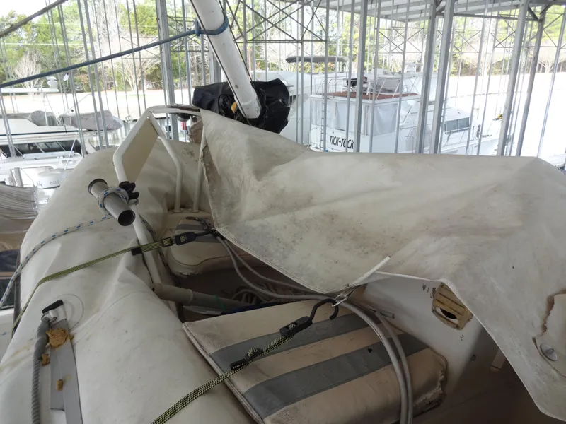 Slide: The Image of Hi-Star AFT CABIN SUNDECK MOTOR YACHT 1989 - 62