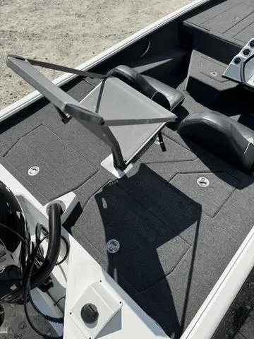 Slide: The Image of SeaArk BC 190 2024 - 6