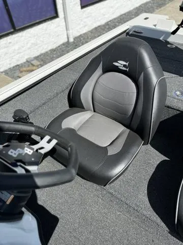 Slide: The Image of SeaArk BC 190 2024 - 8