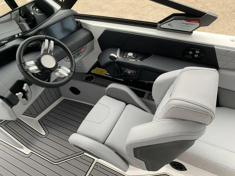 Slide: The Image of Nautique Super Air Nautique G21 2024 - 6