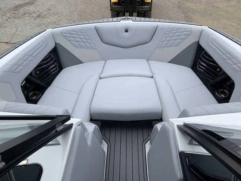 Slide: The Image of Nautique Super Air Nautique G21 2024 - 7