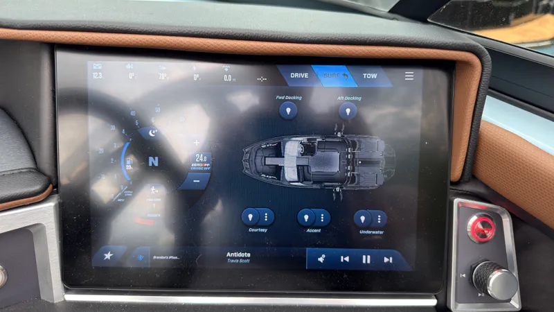 Slide: The Image of Mastercraft XT20 2027 - 42