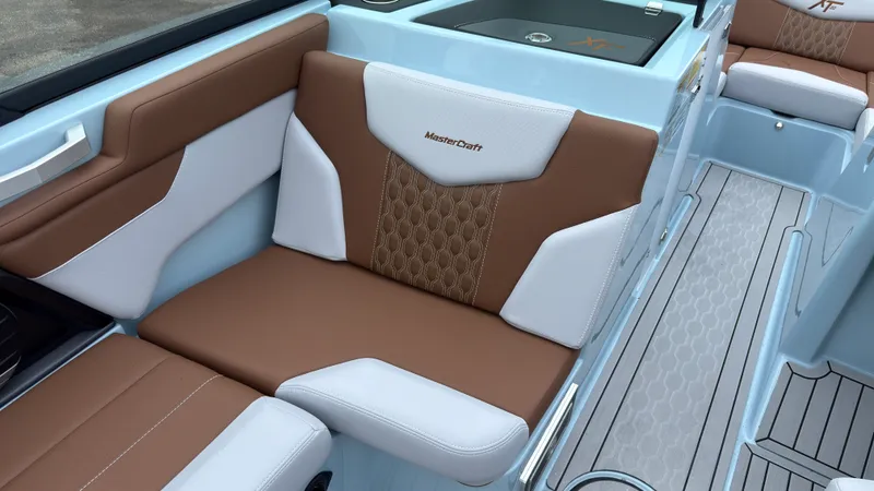 Slide: The Image of Mastercraft XT20 2027 - 28
