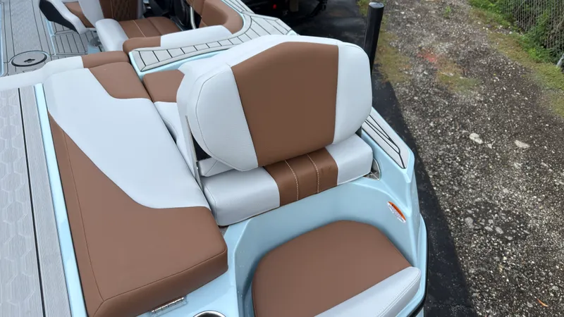 Slide: The Image of Mastercraft XT20 2027 - 13