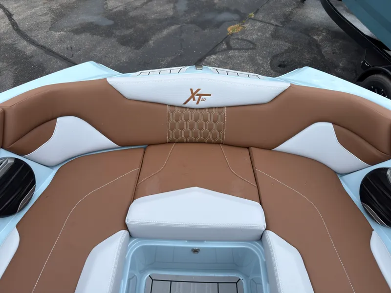 Slide: The Image of Mastercraft XT20 2027 - 52