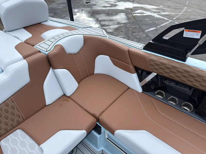 Slide: The Image of Mastercraft XT20 2027 - 25
