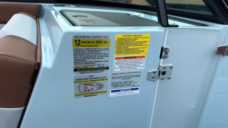 Slide: The Image of Mastercraft XT20 2027 - 32