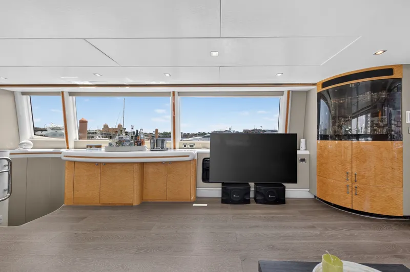 Slide: The Image of Lazzara Yachts 80 SL 2001 - 82