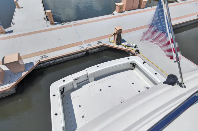 Slide: The Image of Lazzara Yachts 80 SL 2001 - 70