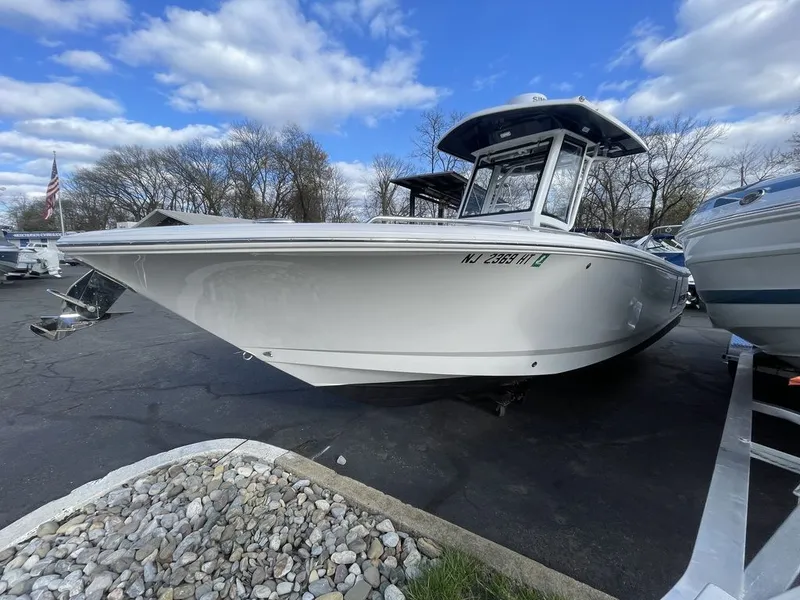 Slide: The Image of Robalo R250 Center Console 2023 - 1