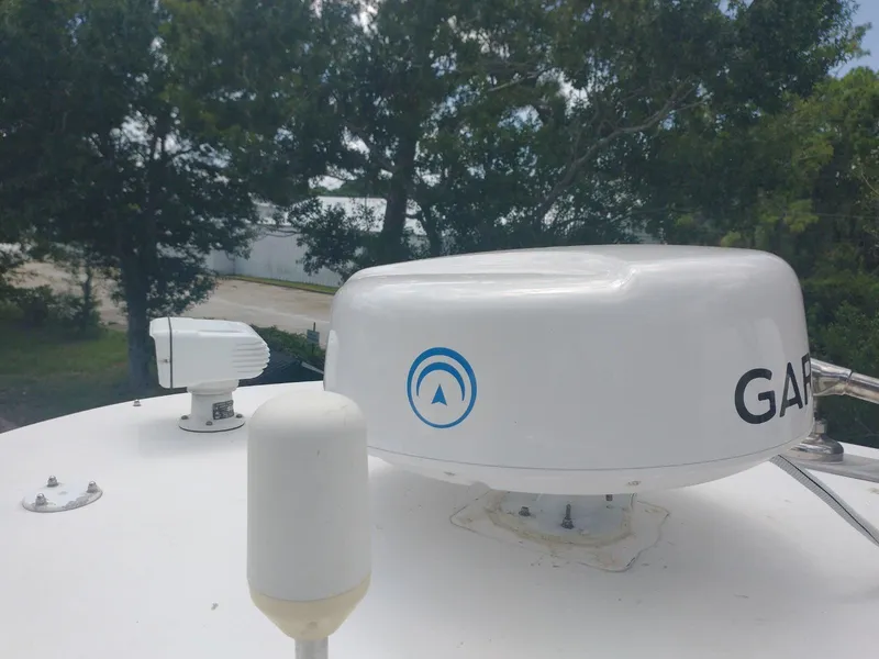 Slide: The Image of SeaVee 320I 2004 - 10