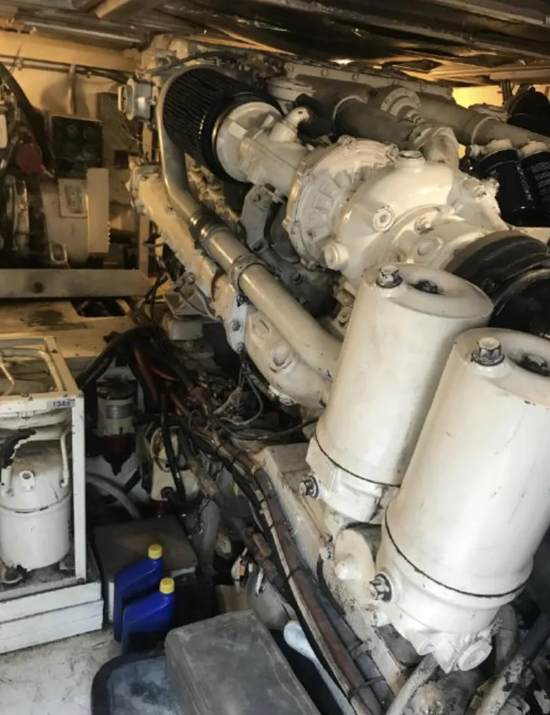 Slide: The Image of Ocean Yachts 55 Super Sport 1989 - 29