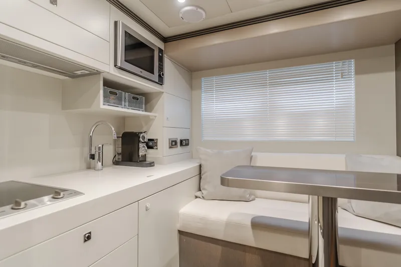 Slide: The Image of Van der Valk Continental 2016 - 59