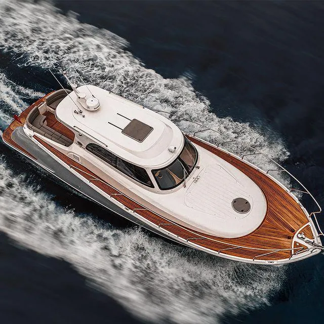 Slide: The Image of Rockharbour 42 S 2025 - 2