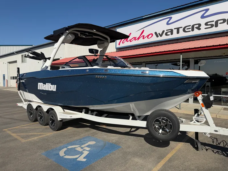 Slide: The Image of Malibu 25 LSV 2027 - 12