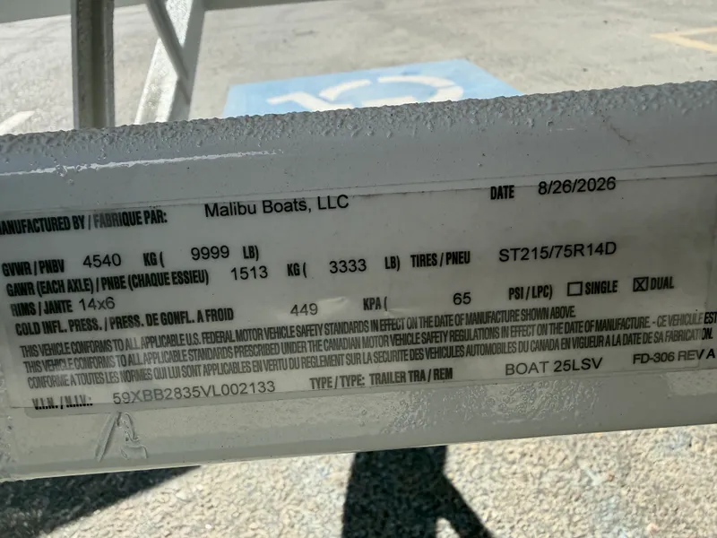 Slide: The Image of Malibu 25 LSV 2027 - 37