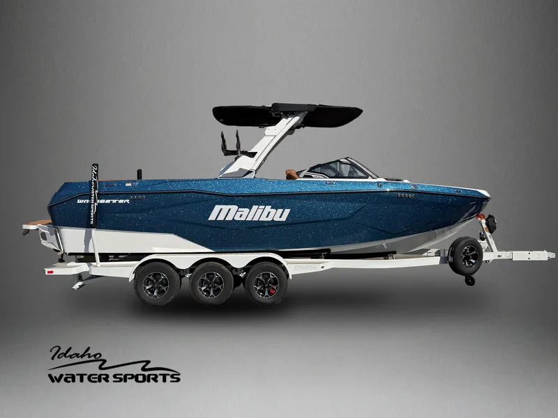 The Image of Malibu 25 LSV 2027 - 0
