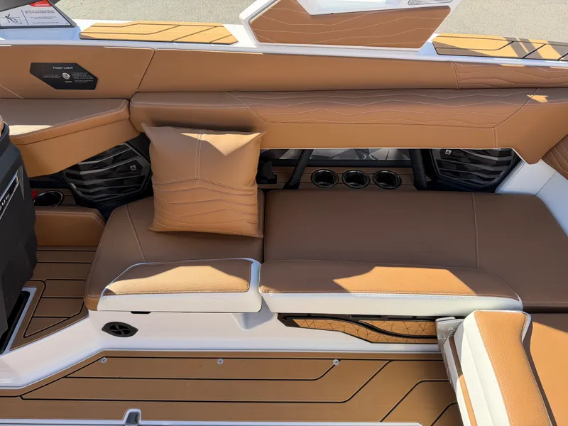Slide: The Image of Nautique G23 2027 - 19